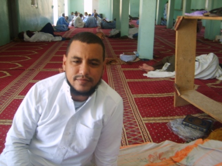 متطوع بصلاة التهجد